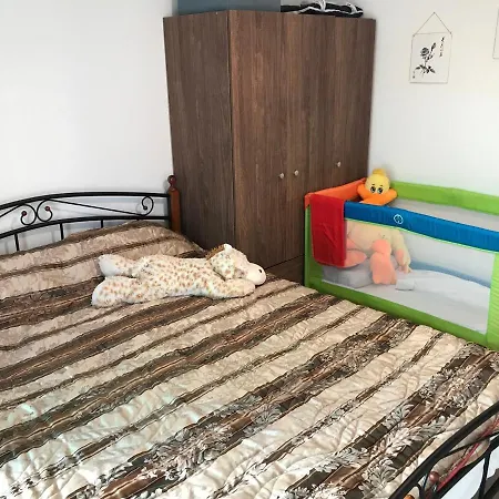 First Line Apartment * بوموري